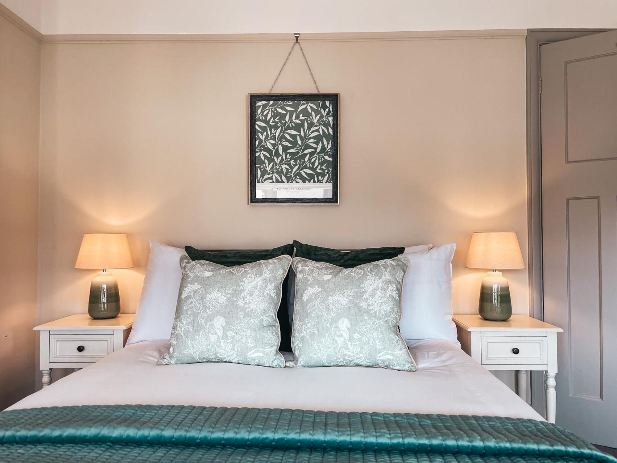 Ty Fry Gardens Villa Cardiff Luaran gambar